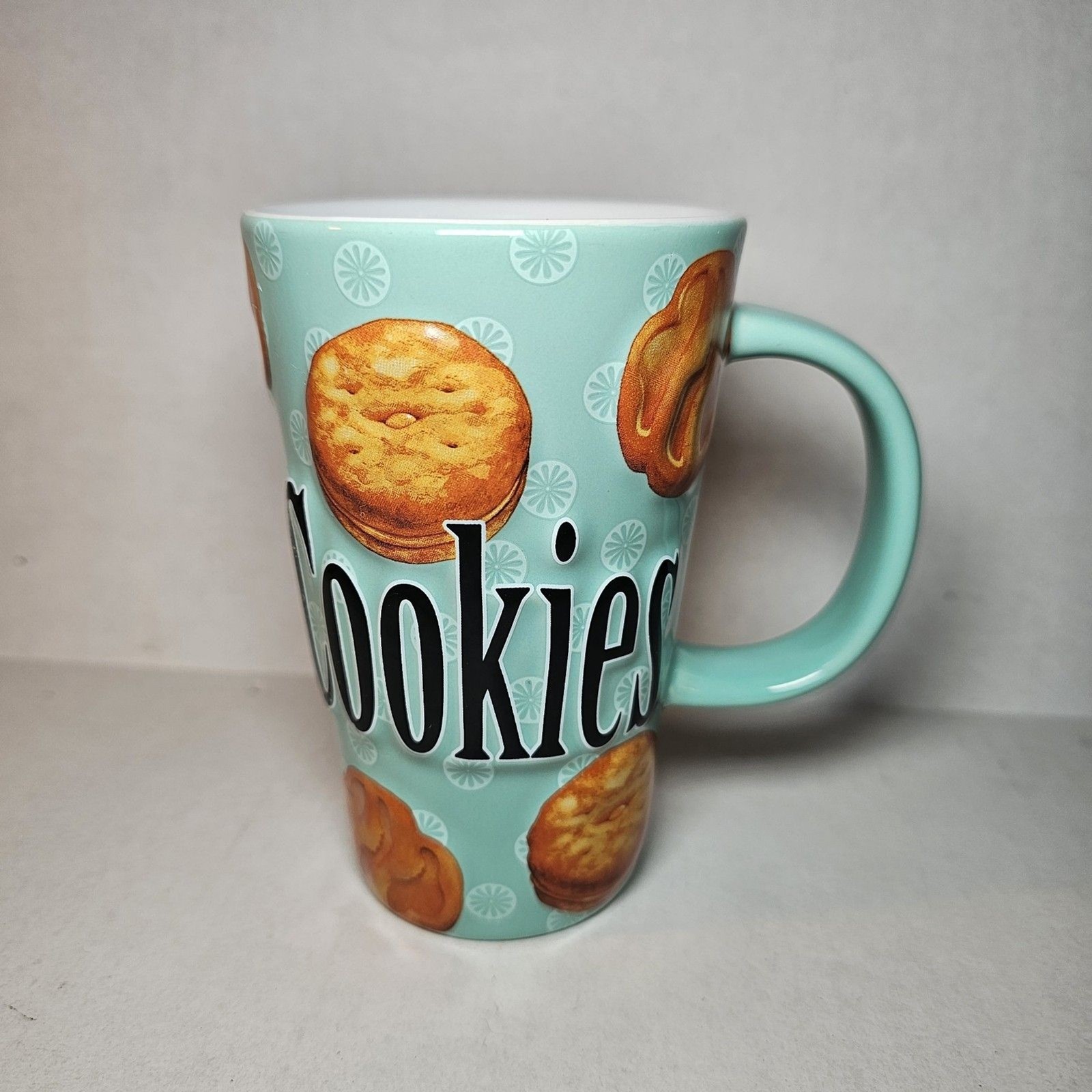2007 Girl Scout Cookies Embossed Coffee Mug 3D 2007 Girl Scout Cookies Embossed Coffee Mug 3D