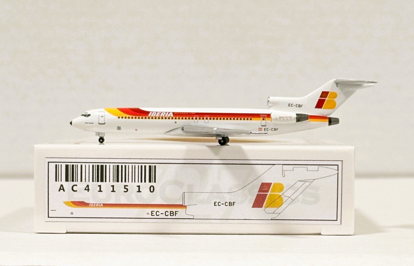 Aeroclassics AC411510 Iberia Boeing 727-200 EC-CBF Diecast 1/400 Jet Model New Aeroclassics AC411510 Iberia Boeing 727-200 EC-CBF Diecast 1/400 Jet Model New