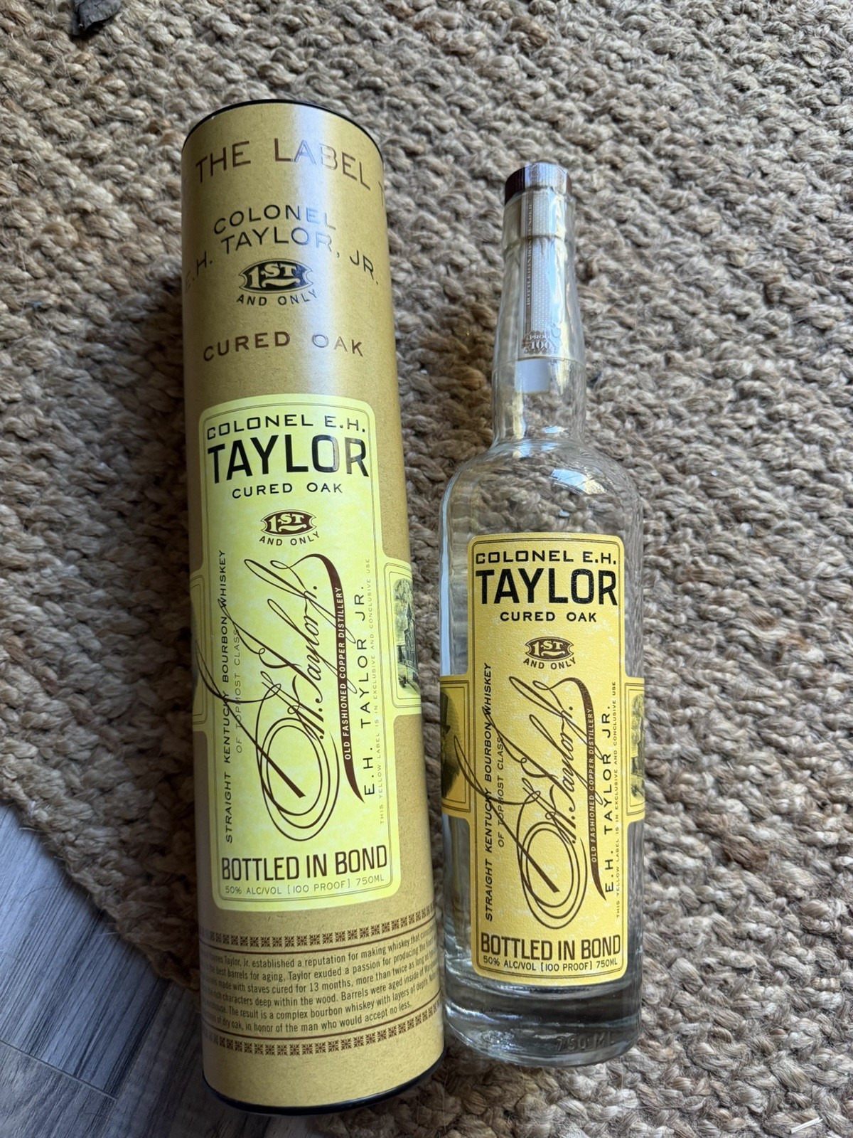 Colonel E.H. Taylor Cured Oak Empty Bottle & Tube Rare - Excellent Condition Colonel E.H. Taylor Cured Oak Empty Bottle & Tube Rare - Excellent Condition