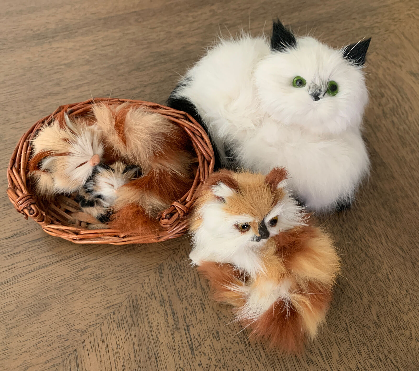 Vintage Mamma Cat her kitten In Basket Calico Black White rabbit fur Cats Lot