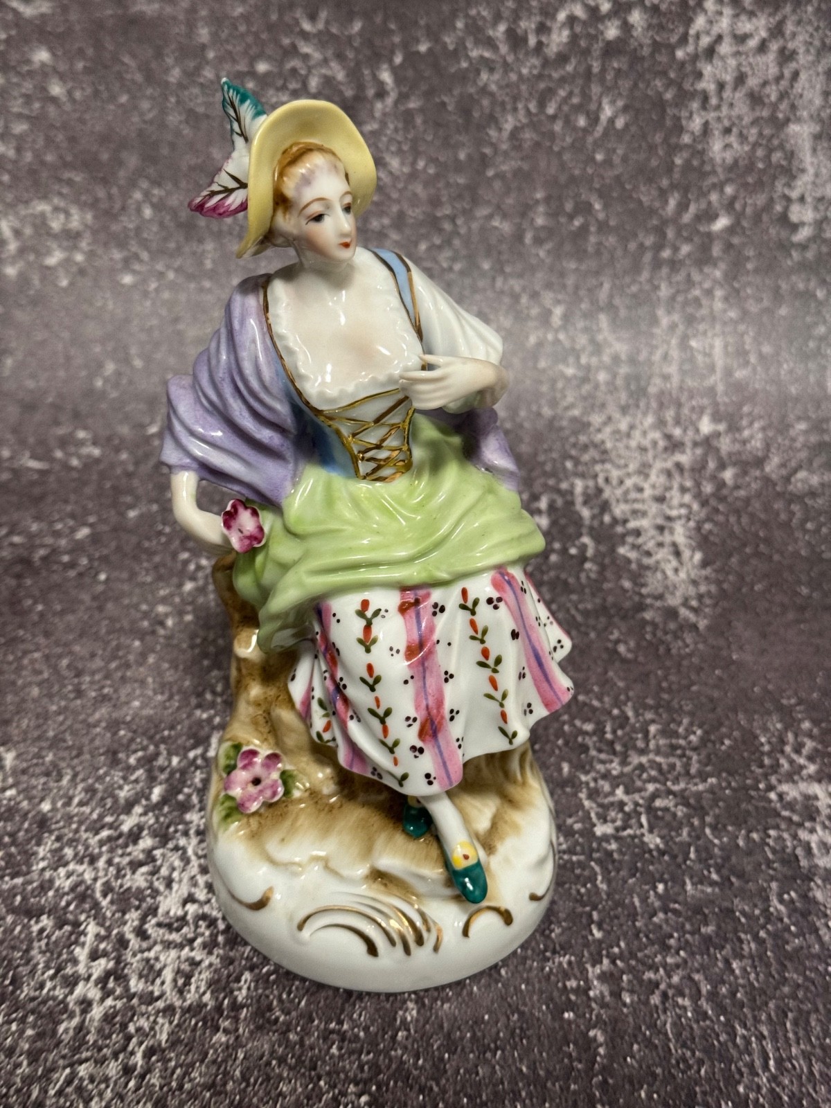 Vintage Porcelain Renaissance Lady Figurine Sitting on Stump 6.75"