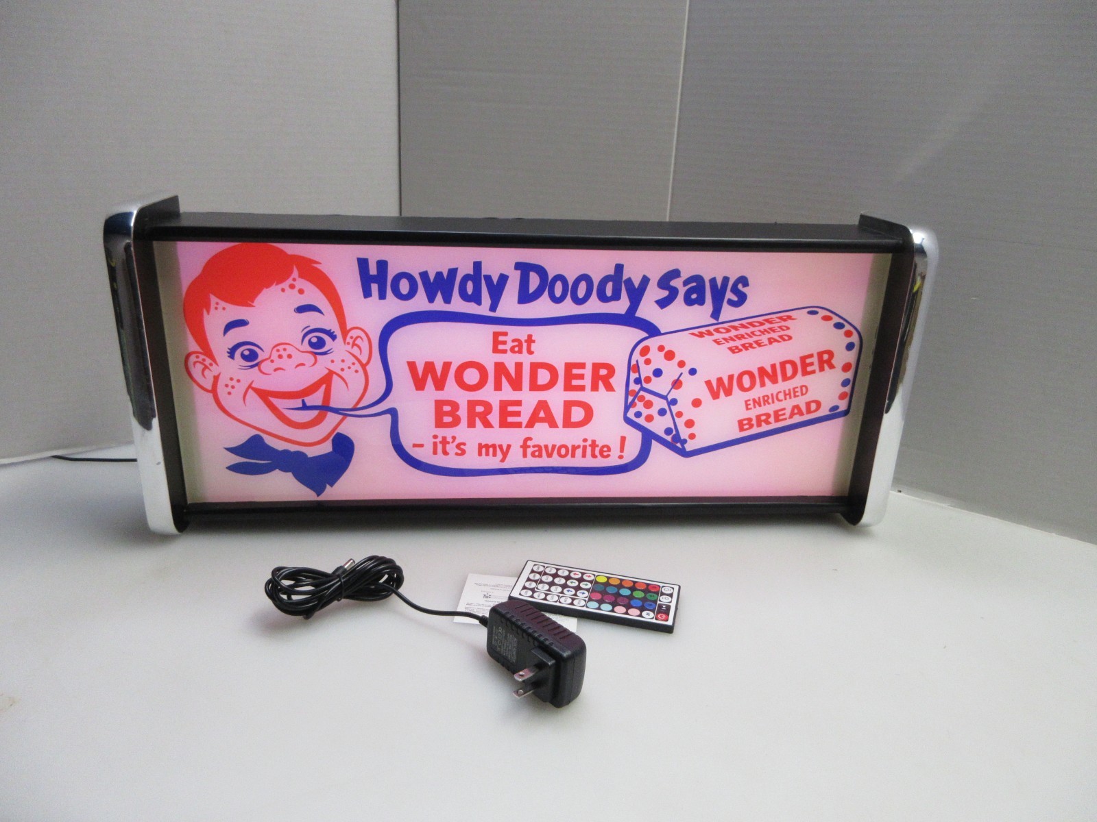 Wonder Bread Howdy Doody LED Display lighted sign lightbox Wall Hanging Light Wonder Bread Howdy Doody LED Display lighted sign lightbox Wall Hanging Light