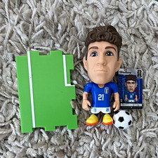 SoccerStarz Alessandro Bastoni Italy #21 Soccer Figure w/ Ball Accessory picture