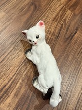 Vtg MCM Wall Climbing Cat Ceramic Wall Art White Kitten Green Eyes 50s Kistch picture
