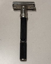 1973 Gillette Super Adjustable 109 Black Beauty T4 DE Safety Razor picture