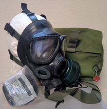 US Military M40 Gas Mask & C2A1 Filter, Outserts, 2nd Skin, Carrier Bag, SMALL picture