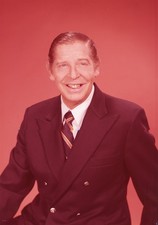 PFE3-822 MILTON BERLE 1970 ORIGINAL NY MIRROR COVER SHOOT 5X7 COLOR TRANSPARENCY picture