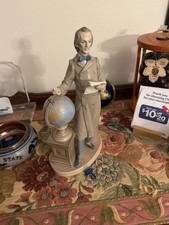 Lladro Retired #5208 The Professor Porcelain Figurine with Globe picture