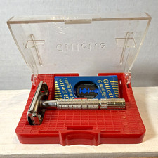 Vintage 1950’s Gillette Metal Safety Razor w/ Travel Case & Blue Blades Pack picture