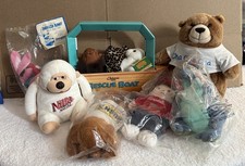 Lot of 7 Variety Of Marketing Toys From Well known Brands and Film. picture