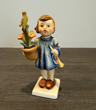 Hummel HUM 17/0 Congratulations TMK-2 Full Bee No Socks 6” Vintage Goebel picture