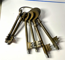 Lot of Antique/Vintage Style Metal Skeleton Keys on Key Ring picture
