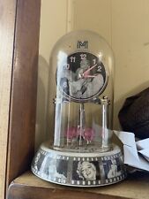 Marilyn Monroe clock and cookie jar picture
