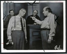 UNKNOW HOLLYWOOD ACTORS VINTAGE ORIGINAL PHOTO 1956 STUNNING MOVIE FILM SCENE picture