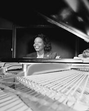 MARY LOU WILLIAMS IN STUDIO IN NYC, CIRCA 1947 - 8X10 PHOTO (SP164) picture