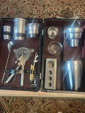 Vintage 1960s Executair 880 The Original Trav-L-Bar Set Travel Barware picture