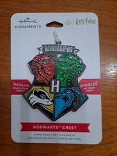 New 2024 Hallmark Ornament Flat Metal Enamel Harry Potter Hogwarts Crest picture