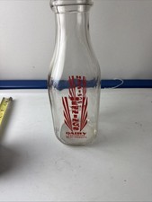 Hennings Dairy pasteurized dairy products one quart milk bottle picture
