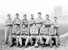Ron Flowers Philip Gunter Alan Ellis Ray Wood Bill Dodgin Dunc- 1954 Old Photo picture