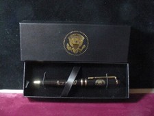 Presidential seal Donald J. Trump BLACK Ballpoint Pen - New- picture