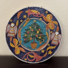 1993 Pier 1 Mosaic Christmas Plate w/ Tree & Angels Includes Plate Hanger EUC picture