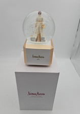 New Neiman Marcus 2022 Holiday shopper Fashion lady woman snow globe NIB picture