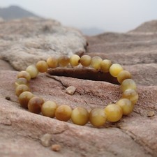 Natural Quartz Cat's Eye Bracelet – Intuition & Focus Crystal Healing Beads picture