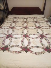Double Wedding Ring Quilt Scalloped Edges Floral 84 X 84 picture