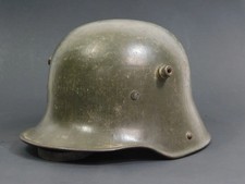 WWI WW1 GERMAN STEEL HELMET, MODEL M17, EXCELLENT, COMPLETE CONDITION, AAA+++ picture