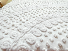 VINTAGE CHENILLE BEDSPREAD FABRIC PLUSH BRIGHT WHITE 24