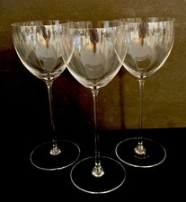 Set Of 3 White Wine Glasses Clear 9” Tall 12 Oz Extremely Thin Stem Beautiful picture