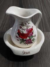 Vintage Treasure Craft Iowa Souvenir/Keepsake picture