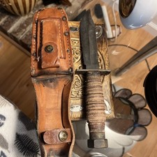 Vintage 1-1967 CAMILLUS NY Fixed Blade Pilot Survival Knife & Sheath-VG picture