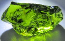Chrome Tourmaline Rough From Tanzania 9.62 Crt picture