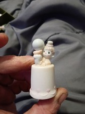 Vintage 1986 Precious Moments Porcelain Clown Thimbles Set of 4 Pink Hearts picture