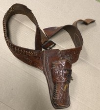 ANTIQUE WESTERN  COWBOY TOOLED 3 BUCKLE LEATHER GUN HOLSTER & BELT 33