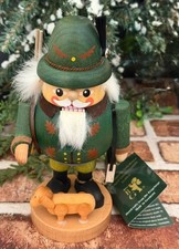 RARE ERZGEBIRGISCHE GERMANY CHUBBY HUNTSMAN W/ DACHSHUND DOG VINTAGE NUTCRACKER picture