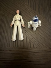 Vintage 1977 Star Wars Princess Leia Action Figure And Vintage R2D2 Figure picture