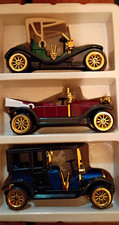 Diecast 1:64 Ford Model T Vintage Cars Lot of 3 Blue Red Green picture