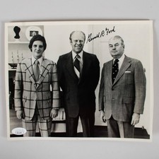 President Gerald Ford Signed Photo 8x10 - COA JSA picture