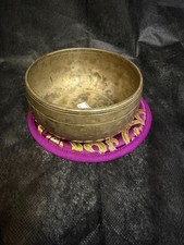 Rare Antique Deep sound Healing Yoga handmade Singing Bowl 4.5