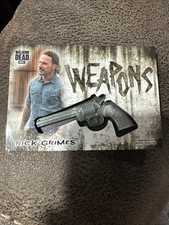 2018 Walking Dead Hunters and the Hunted Rick Grimes Revolver Medallion SSP picture
