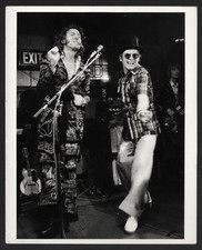 ELTON JOHN 1973 On Stage Original News Photo 8 x 10 Type 1 picture