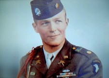 Major Dick Winters of Easy Company 101st Airborne Division WW2 4x6 #905 picture