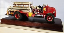 Vtg 1926 Danbury Mint Mack AC Rotary Pumper Fire Engine Truck 1:32 Diecast picture