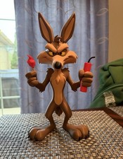 LARGE 12” Wile E Coyote with Dynamite -Collectible BEST PRICE picture