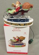 Hallmark SANTA TAKES FLIGHT Once Upon a Christmas #6 in Series Light Music NIB picture