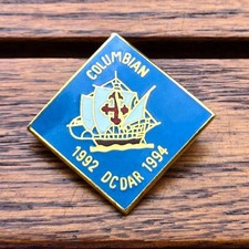 Daughters of the American Revolution DAR Gold Tone Blue Enamel Pin Brooch DC VTG picture