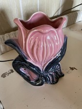 Vintage MCM pottery TV lamp / pink tulip flower with black/dark gray leaves, bow picture