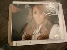 Kim Kardashian Signed Autograph Auto 8x10 Glossy Photo PSA/DNA Authenticated picture